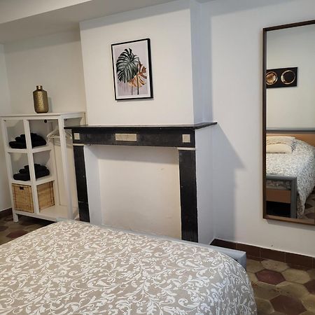 Brussels Bed & Blockchain Private Rooms With Shared Bathroom Etterbeek Bilik gambar
