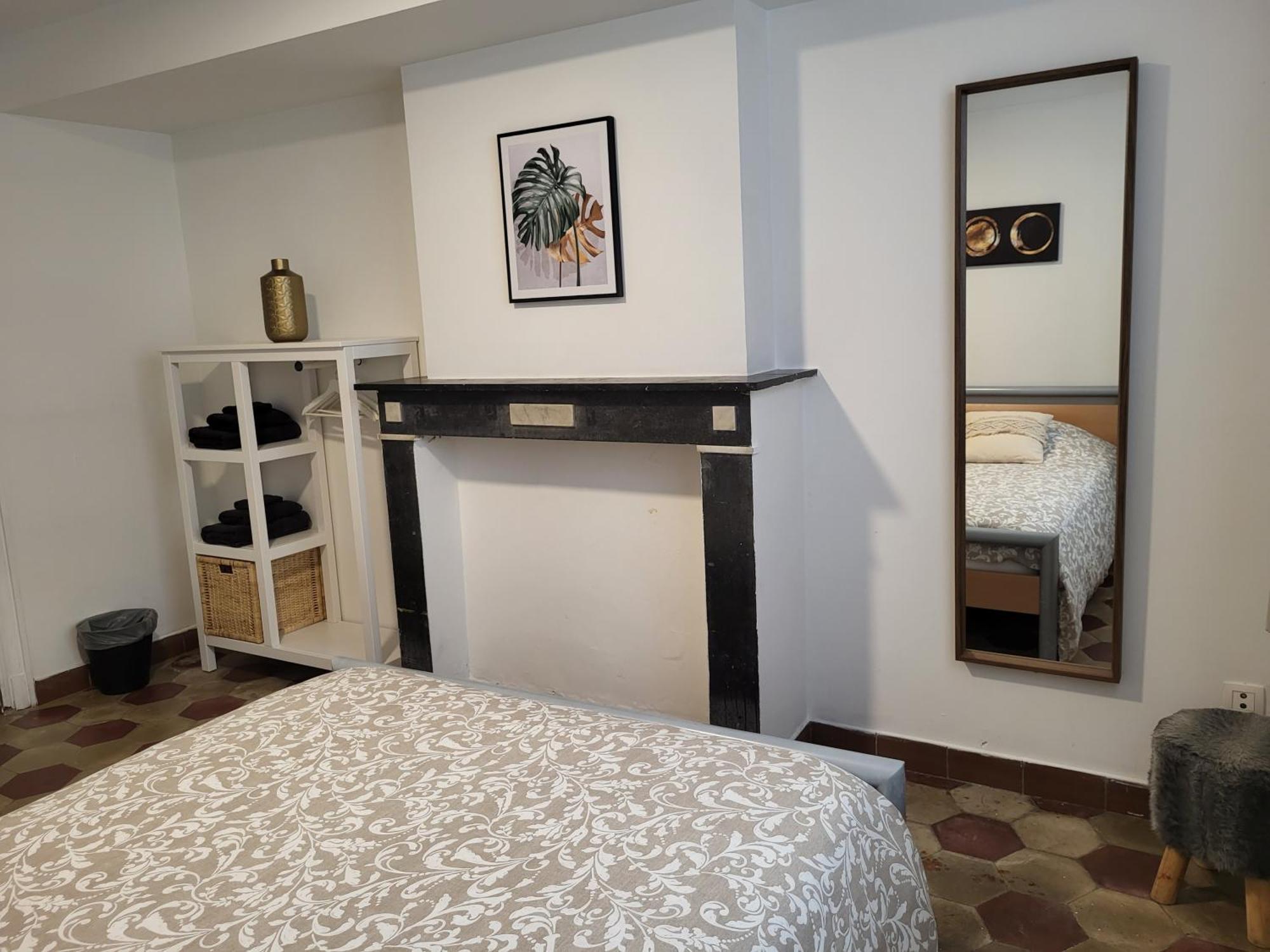Brussels Bed & Blockchain Private Rooms With Shared Bathroom Etterbeek Bilik gambar